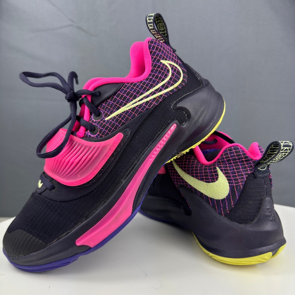 Nike Zoom Freak 3 Basketball Shoes Youth 6Y Purple Pink DB4158-500 Midfoot Strap